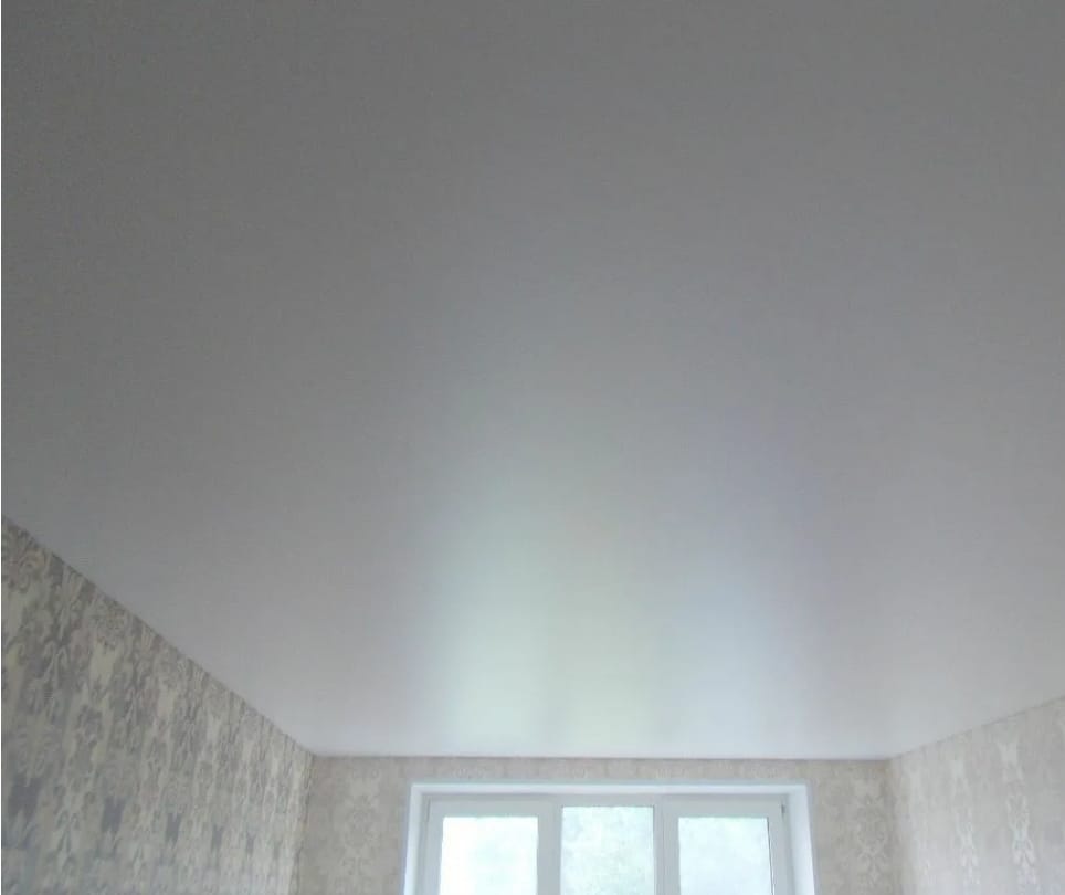 Монтаж натяжного потолка в гостиную (квартира) 25 м2 по адресу: г. Москва, Нагорная ул, д.32, корп.1 фото: 1